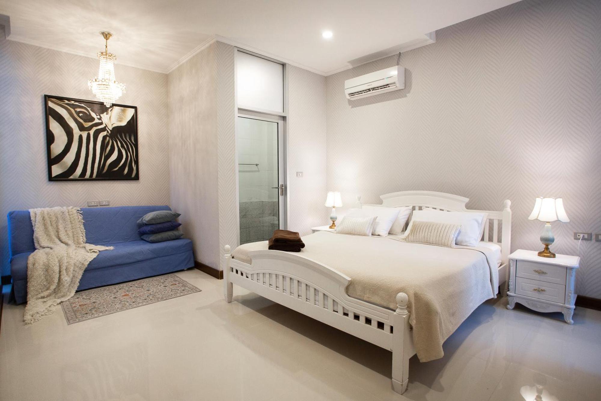 Nagawari Art Maldives Pattaya Villa Na Chom Thian Exteriör bild