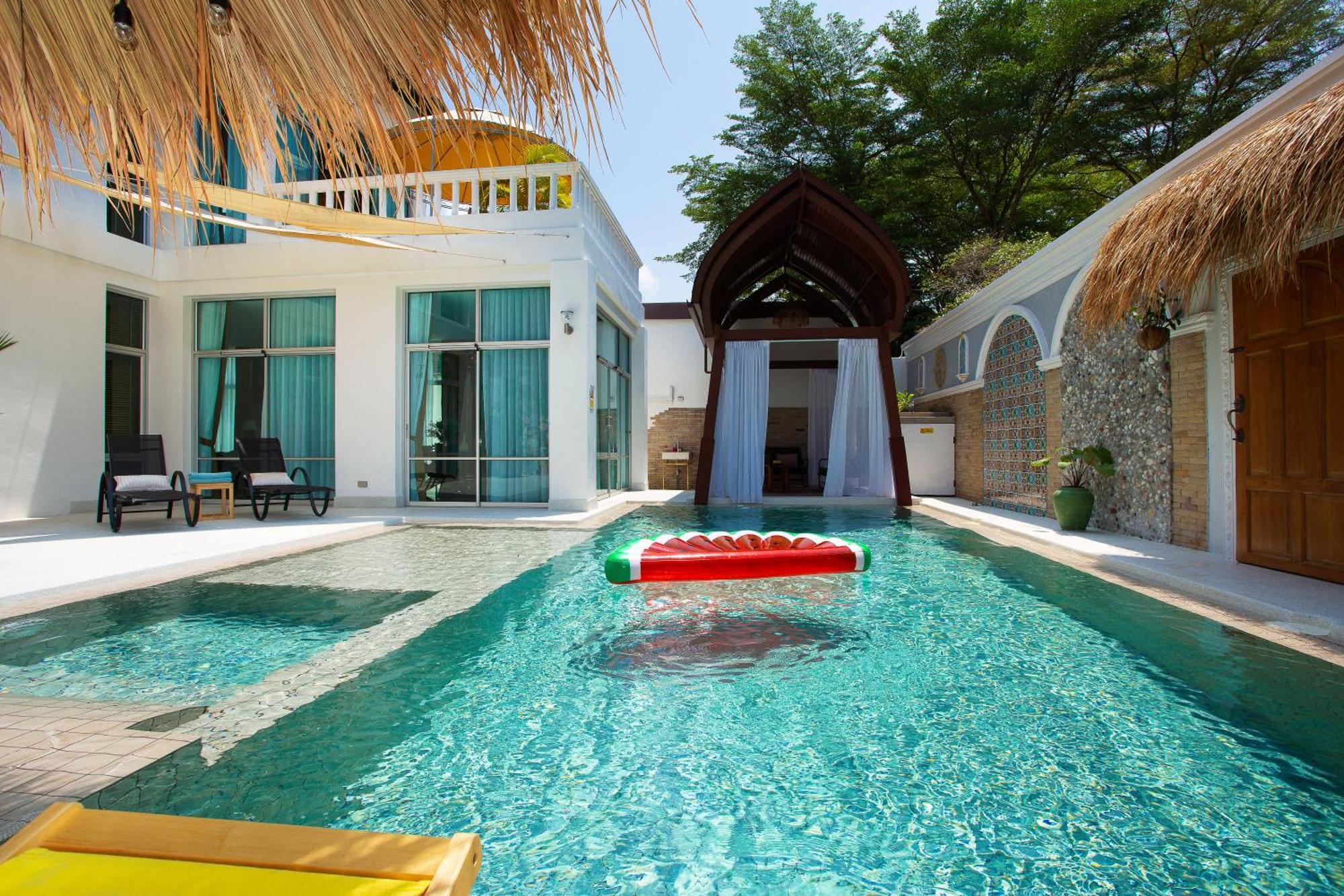 Nagawari Art Maldives Pattaya Villa Na Chom Thian Exteriör bild